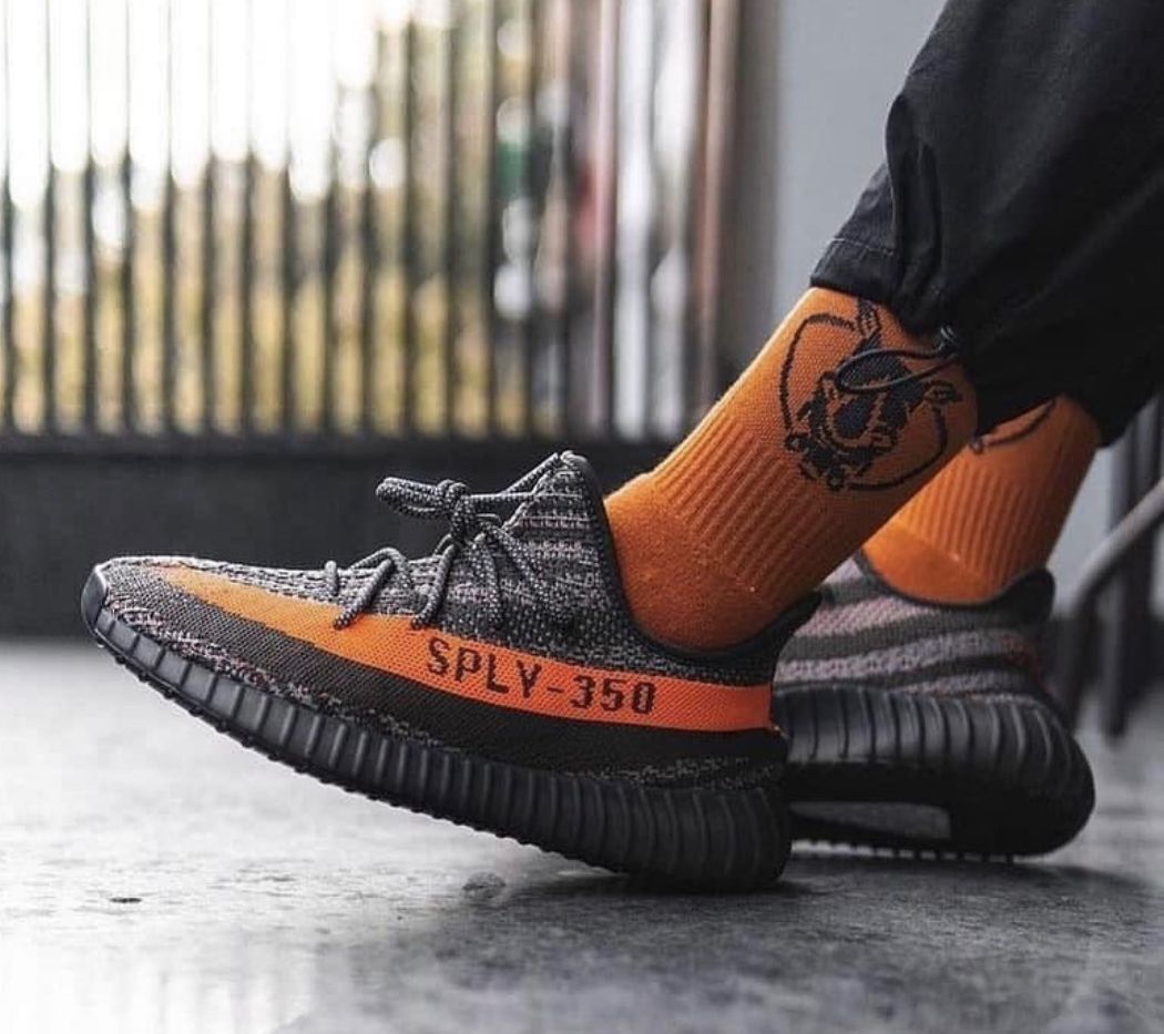 Yeezy Boost 350 "Carbon Beluga" 🐋