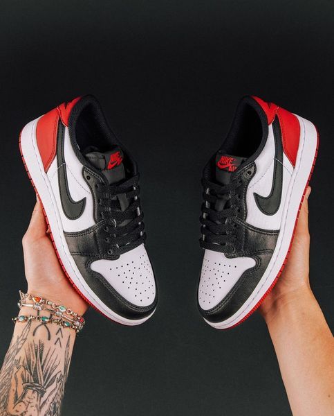 Jordan 1 low "Black Toe" 🎈