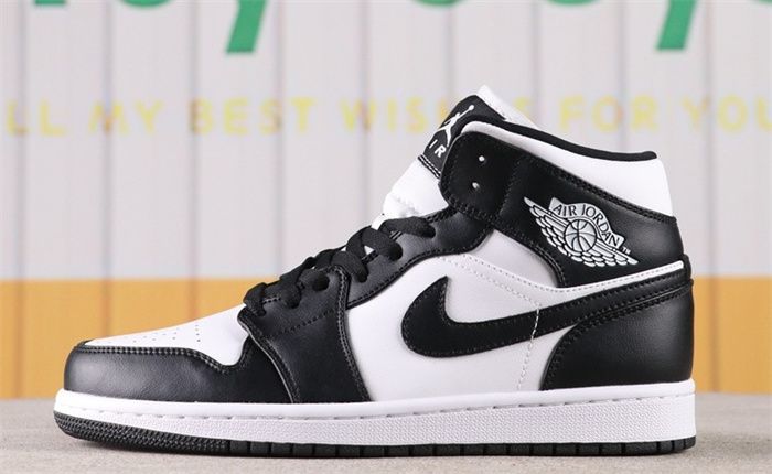 Jordan 1 Mid "Panda" 🐼