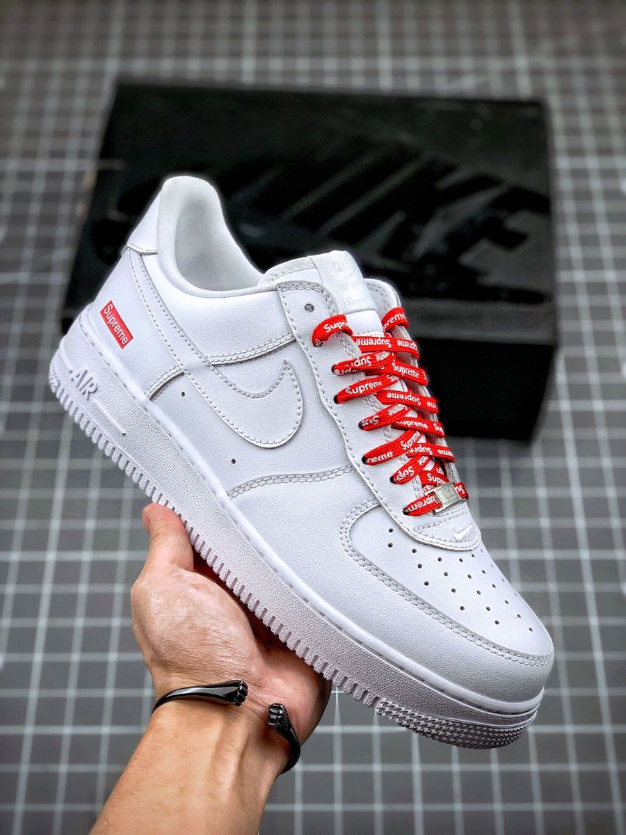 Nike Air Force 1 x Supreme "White"